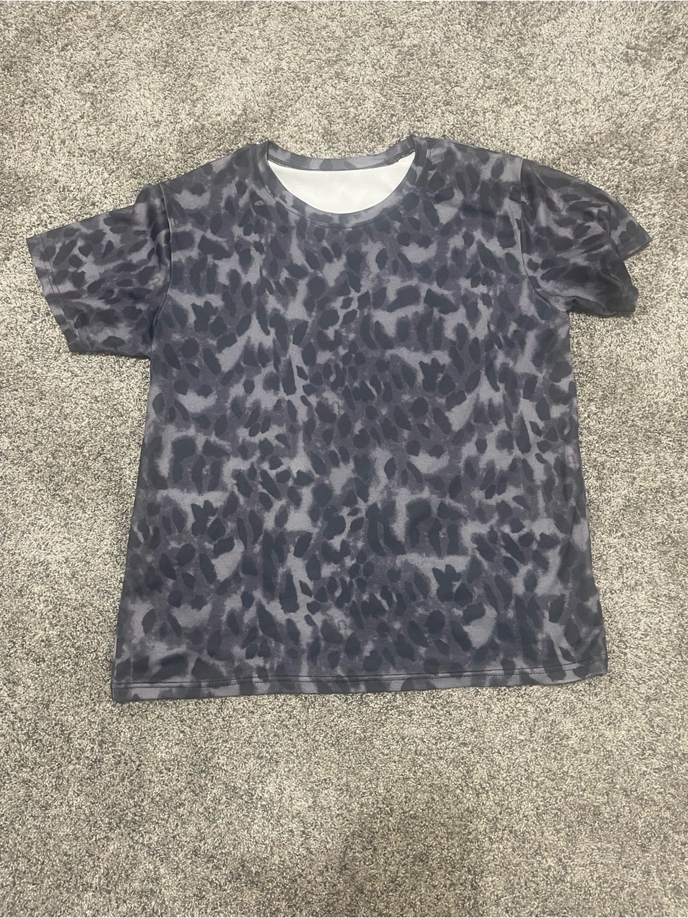 SHEIN Gray Animal Print Short Sleeve Tee